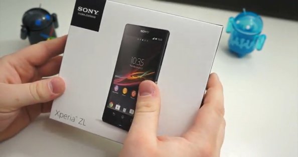 Xperia ZL 開封動画